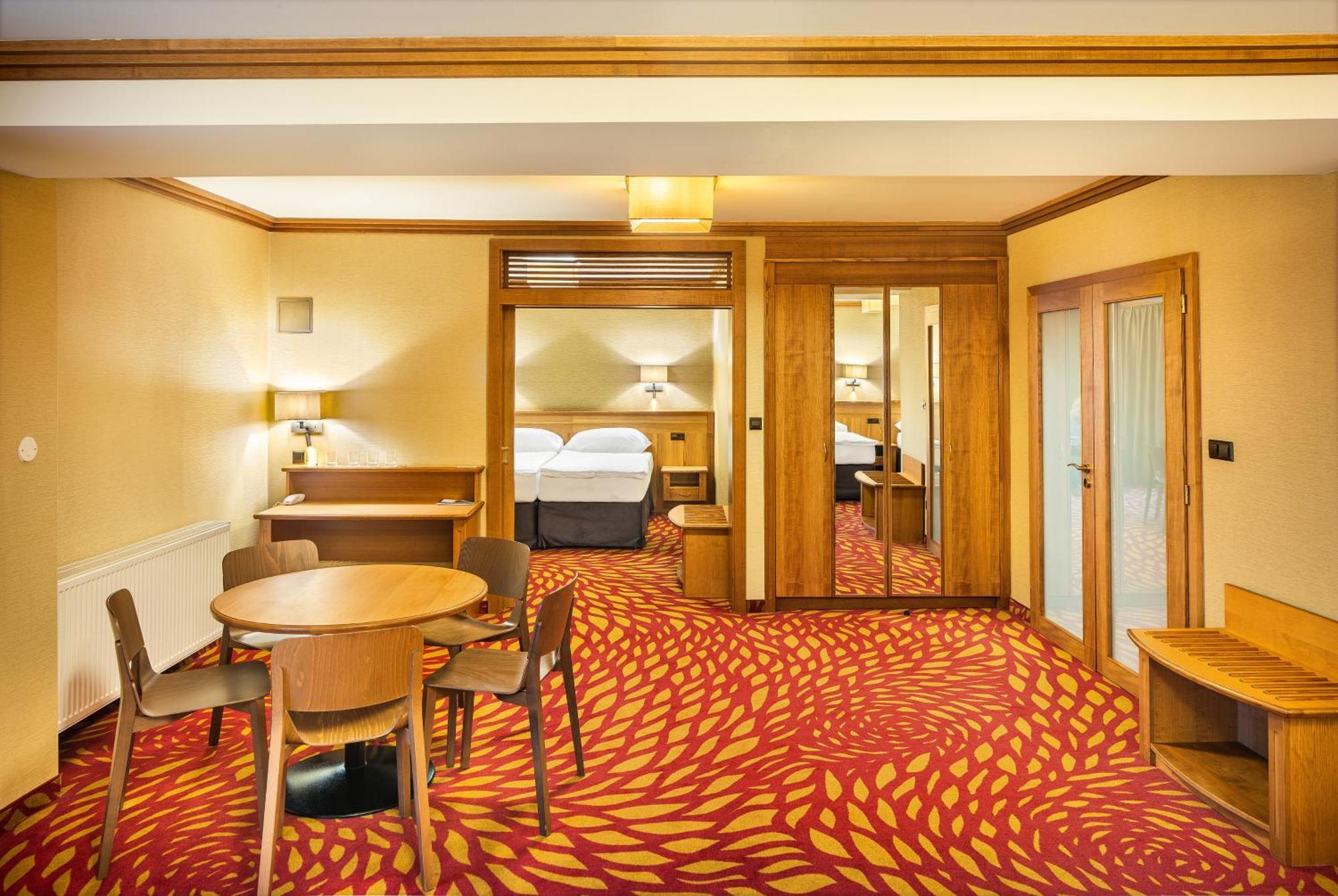 Harmony Hotel Špindlerŭv Mlýn Exteriör bild